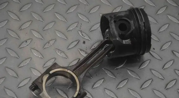 Volvo XC90 Piston 