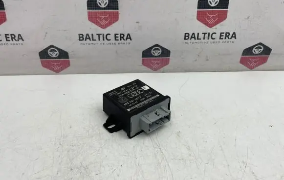 Audi A8 S8 D3 4E Light module LCM 8P0907357F 00020022 5LA008379011