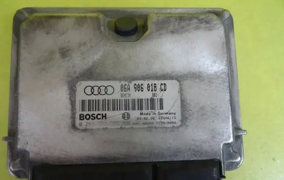 Audi A3 S3 8L Engine control unit/module 06A906018CD