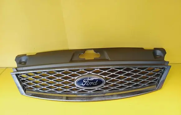 Ford Mondeo Mk III Front grill 6S7X8A133BA
