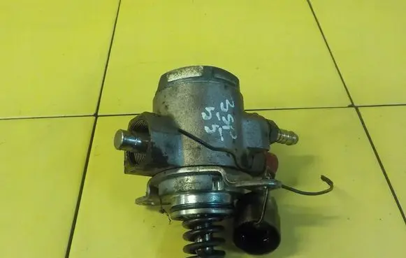 Skoda Fabia Mk2 (5J) Fuel injection high pressure pump 3SP55