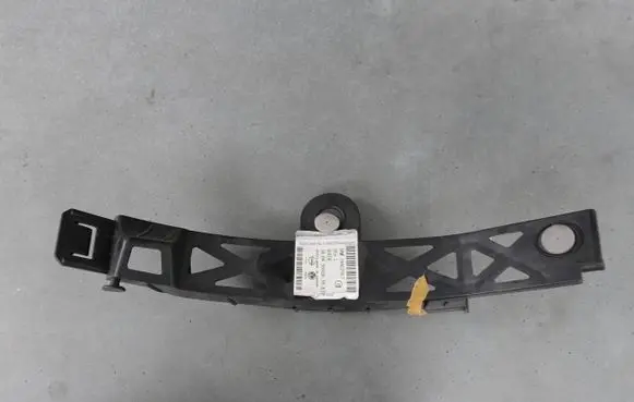 Opel Signum Rear bumper mounting bracket 24427907