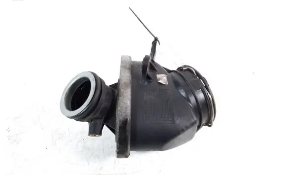 Coolant pipe/hose