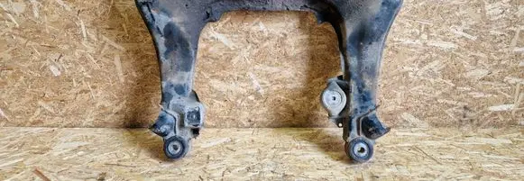 Volkswagen PASSAT B5 Front subframe