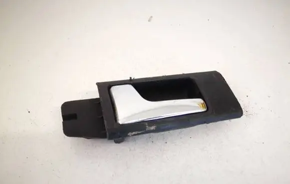 Audi A6 S6 C4 4A Front door interior handle 4a0837019b