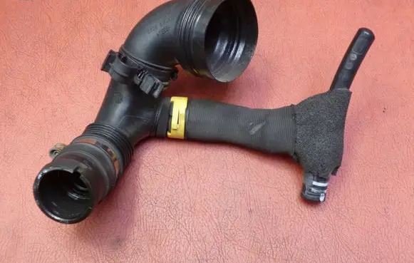 Fiat 500 Air intake hose/pipe 51929067