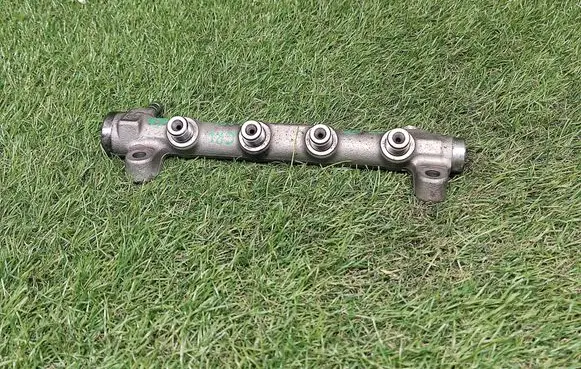 Audi A3 S3 8V Fuel main line pipe 04L089D