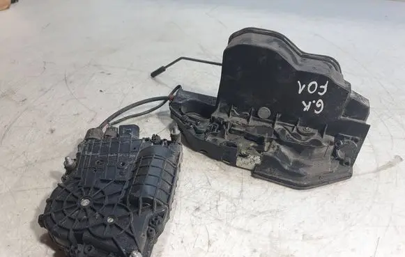 BMW 7 F01 F02 F03 F04 Rear door soft close latching motor 4153309800 7185687 20081