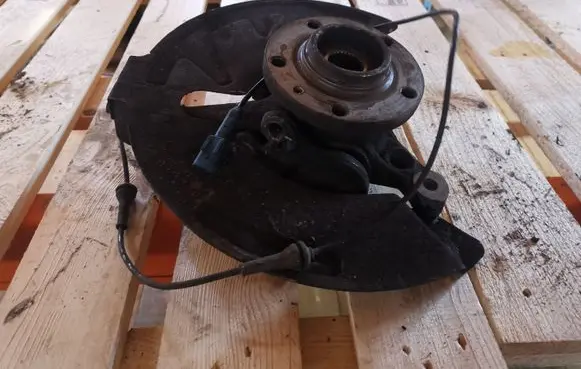 Citroen C5 Front wheel hub