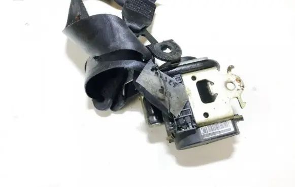 Peugeot 206 Front seatbelt 96468608