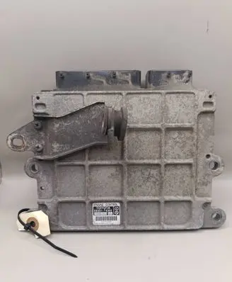 Toyota iQ Engine control unit/module 8966174060 2015410D