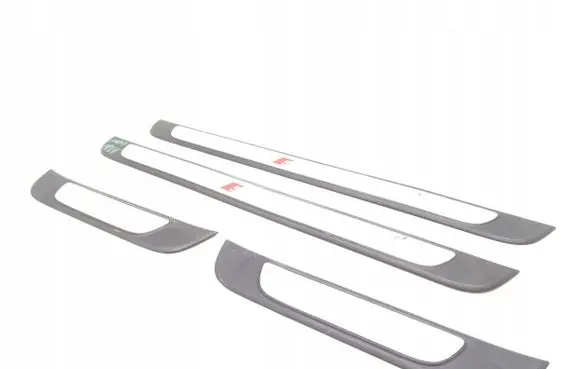 Audi A3 S3 8V sill trim set (inner) 