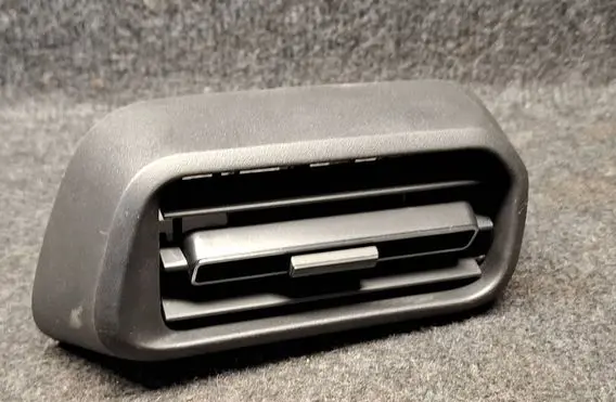 Citroen Berlingo Dashboard side air vent grill/cover trim M0U022342