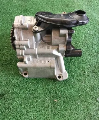 Mini One - Cooper F56 F55 Oil pump 7624135