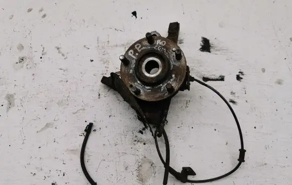 Hyundai i40 Front wheel hub spindle knuckle