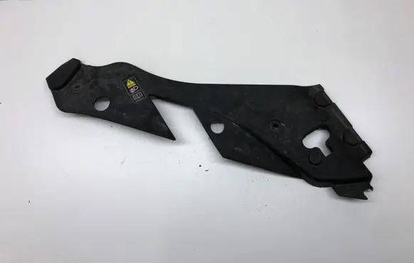 Under headlight/headlamp trim