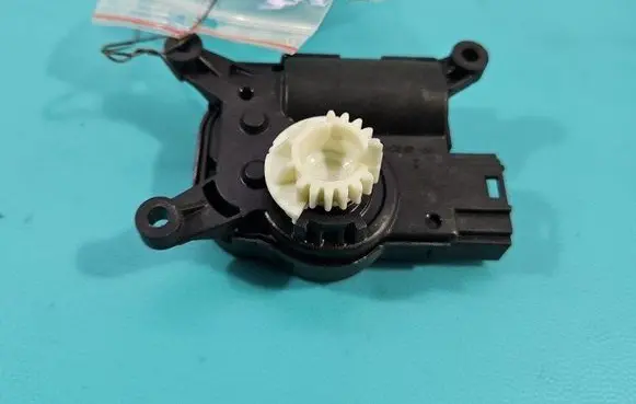 A/C air flow flap actuator/motor