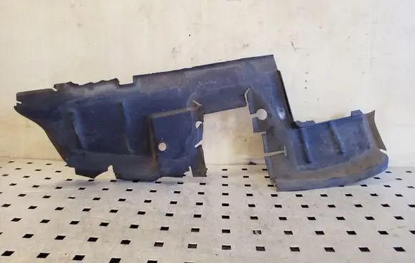 Audi A8 S8 D4 4H Intercooler air channel guide 4H0121284D