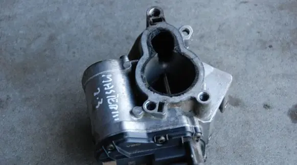 Opel Movano B EGR valve NV400