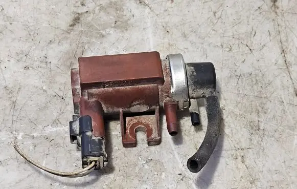 Peugeot 407 Turbo solenoid valve 9652570180