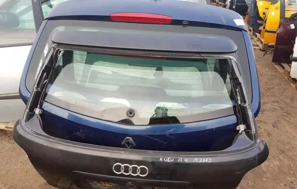 Audi A4 S4 B5 8D Tailgate/trunk/boot lid juodas