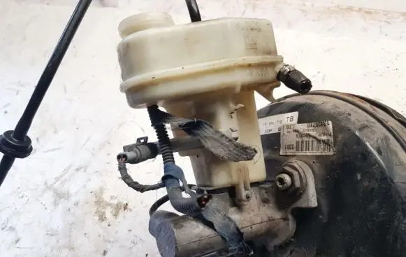 Master brake cylinder
