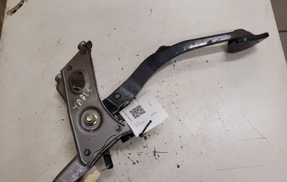 Clutch pedal