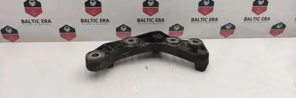 Mercedes-Benz E W212 Other engine bay part A2720140295