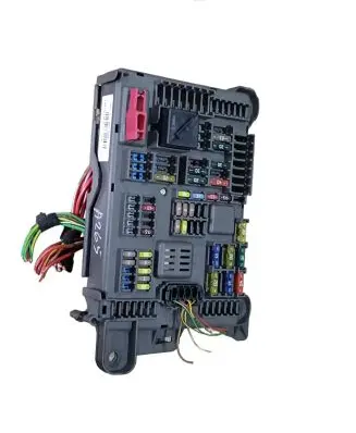 BMW X5 E70 Fuse module 518954020A 693168703 B01015300