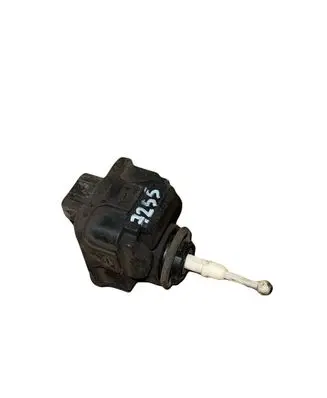 Volkswagen PASSAT B4 Headlight level adjustment motor 3A0941295