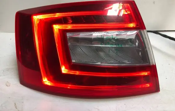 Skoda Octavia Mk3 (5E) Rear/tail lights 5E5945095A