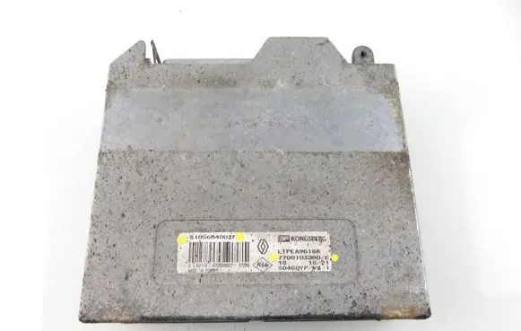 Renault Scenic I Engine control unit/module 7700103290E S105654003F
