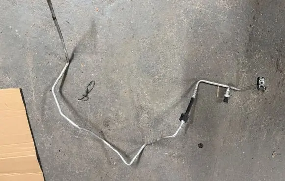 Fiat 500 Air conditioning (A/C) pipe/hose 51820188