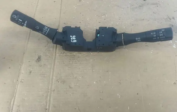 Nissan Leaf I (ZE0) Wiper turn signal indicator stalk/switch