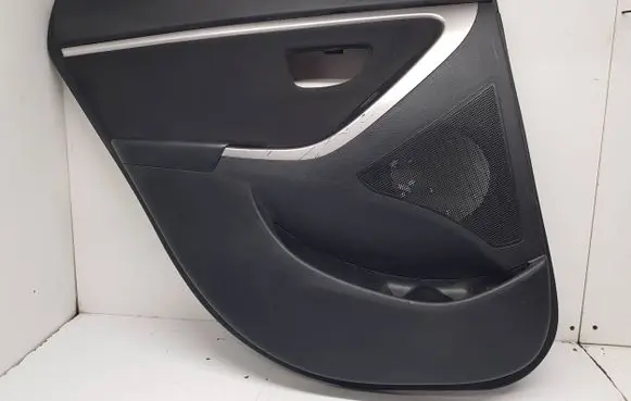 Chevrolet Orlando Coupe rear side trim panel 2223565