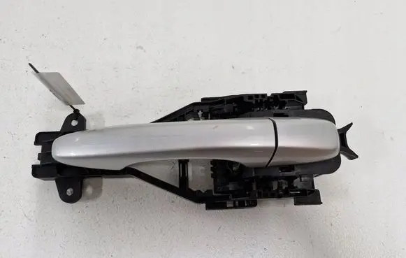 Volvo V40 Rear door exterior handle/bracket 31276168