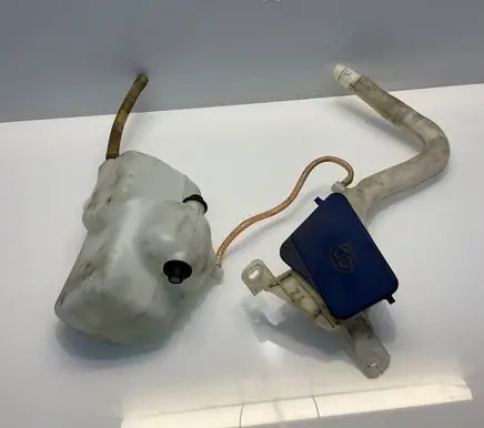 Mercedes-Benz E W211 Windshield washer fluid reservoir/tank A2118602960 2118602960