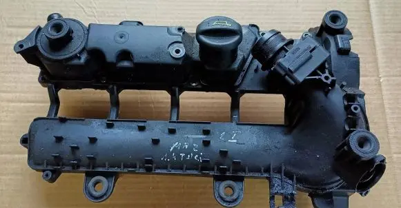 Ford Fiesta Rocker cam cover 