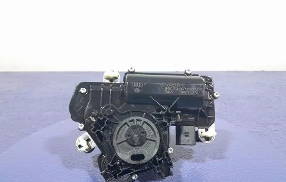 Skoda Kodiaq Tailgate/trunk/boot lock/catch/latch 5TA827887C