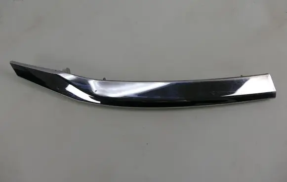 Honda CR-V Front grill 71123-T1V-E010-M1