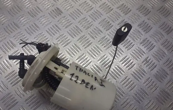 Renault Thalia I In-tank fuel pump 8200683199