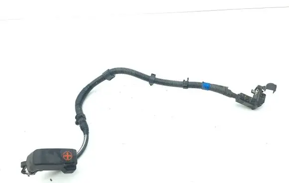 Toyota RAV 4 (XA40) Positive cable (battery) 8212242110