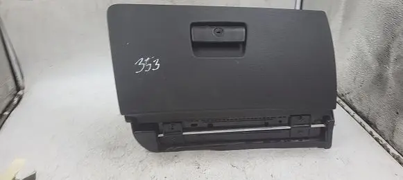 BMW 3 E90 E91 Glove box 