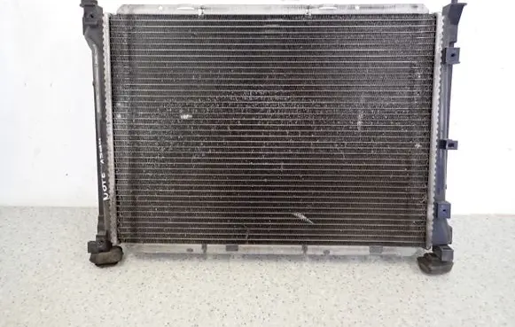 Nissan Note (E11) Coolant radiator 