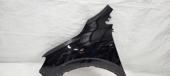 Renault Kadjar Fender 631014940R