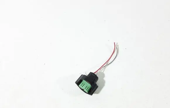 Toyota Prius+ (ZVW40) Headlight/headlamp wiring loom/harness 