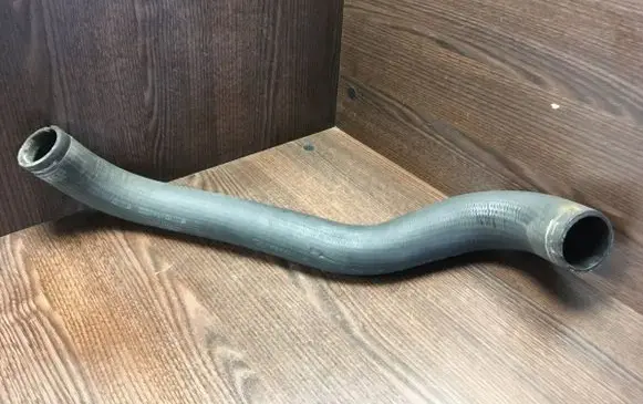 Iveco Daily 4th gen Intercooler hose/pipe 504275574