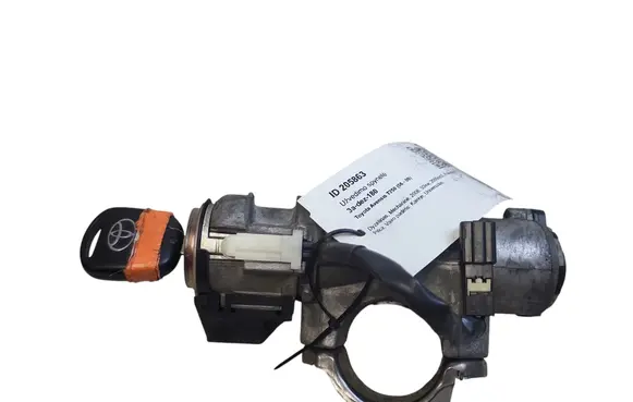 Toyota Avensis T250 Ignition lock N0501517