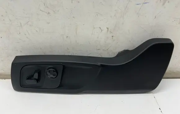 Maserati Ghibli Front door seat control surround trim L0334776AA 670006150