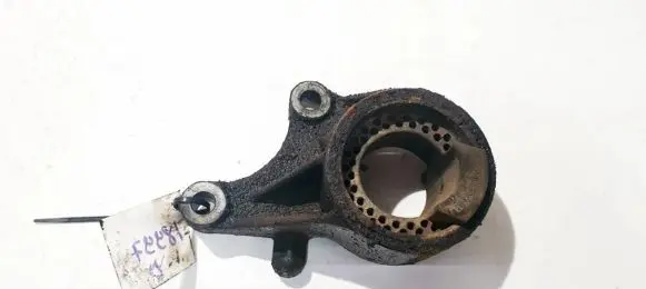 Opel Astra G Engine mount bracket 